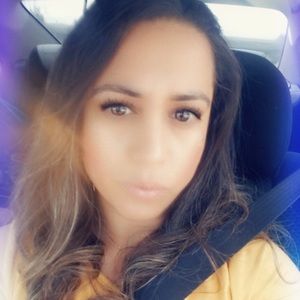 Meet your Posher, Daysi